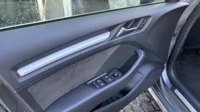 Vendo Audi A3 Sportback 2017 - 18999 EUR, 165021 km - AUTO.MOTO.pt