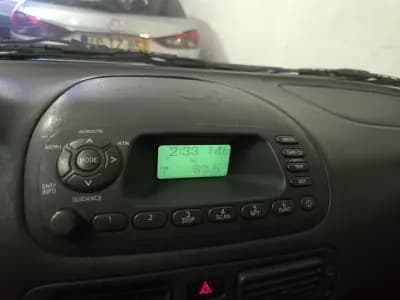 Vendo Toyota Corolla 2000 - 2500 EUR, 124412 km - AUTO.MOTO.pt