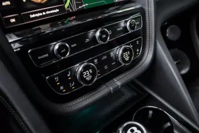 Sell Bentley Bentayga 2022 - 230000 EUR, 70942 km - AUTO.MOTO.pt