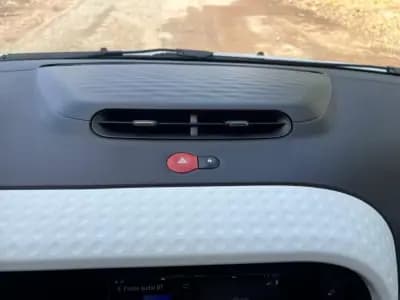 Vendo Renault Twingo 2022 - 15750 EUR, 11000 km - AUTO.MOTO.pt