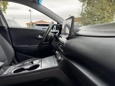 Vendo Hyundai Kauai 2021 - 22500 EUR, 77000 km - AUTO.MOTO.pt