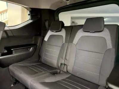 Sell Dacia Jogger 2023 - 17950 EUR, 69000 km - AUTO.MOTO.pt