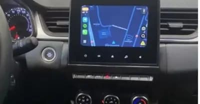 Vendo Renault Captur 2023 - 18990 EUR, 27990 km - AUTO.MOTO.pt