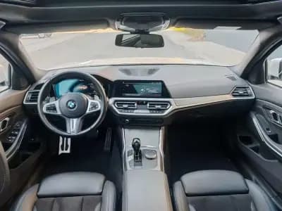 Vendo BMW 330 2021 - 31900 EUR, 156735 km - AUTO.MOTO.pt