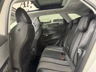 Sell Peugeot 3008 2019 - 18990 EUR, 130000 km - AUTO.MOTO.pt