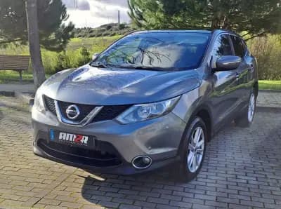 Vendo Nissan Qashqai 2014 - 13700 EUR, 150000 km - AUTO.MOTO.pt