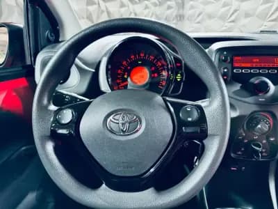 Vendo Toyota Aygo 2019 - 10750 EUR, 126299 km - AUTO.MOTO.pt