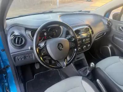 Vendo Renault Captur 2014 - 8990 EUR, 178000 km - AUTO.MOTO.pt