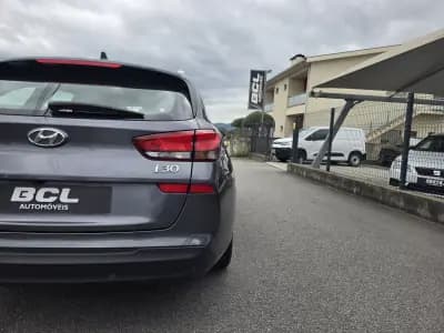 Vendo Hyundai i30 SW 2020 - 14990 EUR, 159000 km - AUTO.MOTO.pt