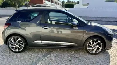 Vendo Citroën DS3 2015 - 10900 EUR, 86723 km - AUTO.MOTO.pt