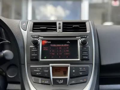 Sell Toyota Verso-S 2011 - 7990 EUR, 126450 km - AUTO.MOTO.pt