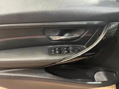 Sell BMW 320 2014 - 15999 EUR, 200000 km - AUTO.MOTO.pt