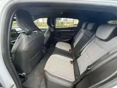 Vendo Renault Mégane E-Tech 2022 - 24999 EUR, 101000 km - AUTO.MOTO.pt