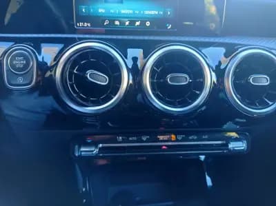 Sell Mercedes-Benz A 180 2020 - 21990 EUR, 97500 km - AUTO.MOTO.pt