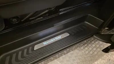 Vendo Mercedes-Benz V 220 2016 - 29900 EUR, 321809 km - AUTO.MOTO.pt