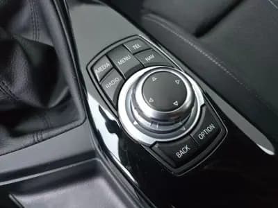 Vendo BMW 116 2017 - 15750 EUR, 92800 km - AUTO.MOTO.pt