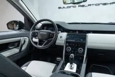 Vendo Land Rover Discovery Sport 2021 - 36950 EUR, 63000 km - AUTO.MOTO.pt