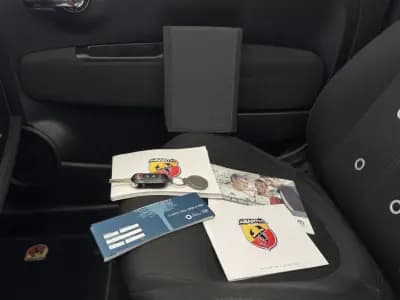 Sell Abarth 595C 2020 - 22950 EUR, 11186 km - AUTO.MOTO.pt