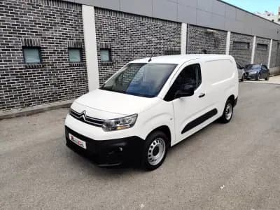 Vendo Citroën Berlingo 2019 - 13480 EUR, 182000 km - AUTO.MOTO.pt