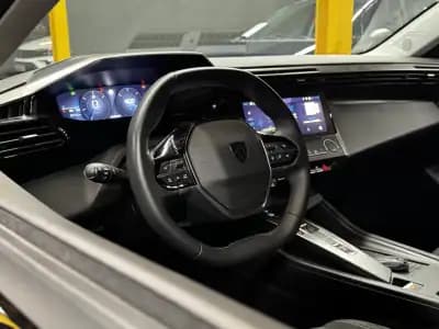 Sell Peugeot 308 SW 2023 - 24990 EUR, 33100 km - AUTO.MOTO.pt