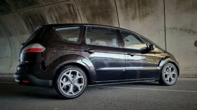 Sell Ford S-Max 2007 - 7950 EUR, 380000 km - AUTO.MOTO.pt