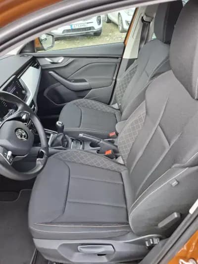 Sell Skoda Kamiq 2023 - 18750 EUR, 33500 km - AUTO.MOTO.pt