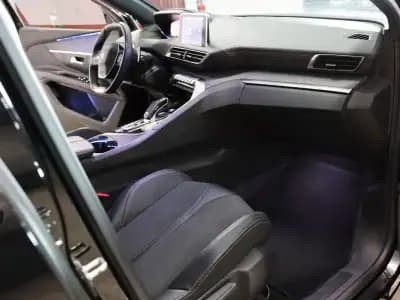 Sell Peugeot 5008 2020 - 23900 EUR, 135000 km - AUTO.MOTO.pt