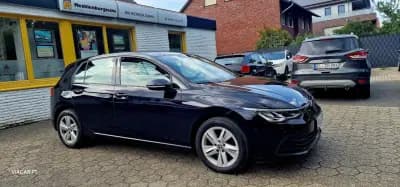 Sell Volkswagen Golf 2021 - 18450 EUR, 93080 km - AUTO.MOTO.pt