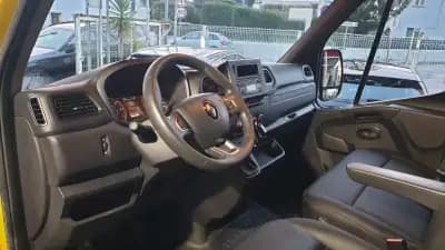 Vendo Renault Master 2020 - 19999 EUR, 130000 km - AUTO.MOTO.pt