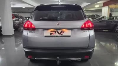 Vendo Peugeot 2008 2018 - 12990 EUR, 144000 km - AUTO.MOTO.pt