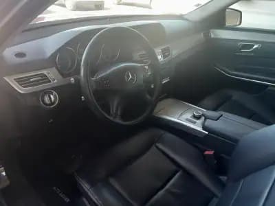 Vendo Mercedes-Benz E 200 2016 - 20900 EUR, 180000 km - AUTO.MOTO.pt