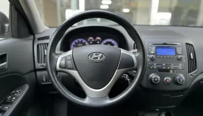 Sell Hyundai i30 2010 - 6990 EUR, 79000 km - AUTO.MOTO.pt