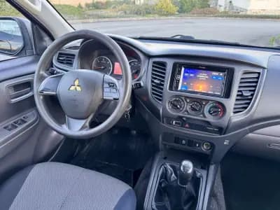 Sell Mitsubishi L200 2016 - 18500 EUR, 327000 km - AUTO.MOTO.pt