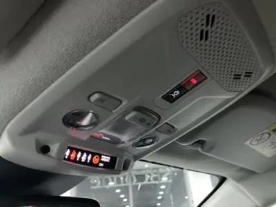 Vendo Citroën C4 2023 - 21500 EUR, 14397 km - AUTO.MOTO.pt