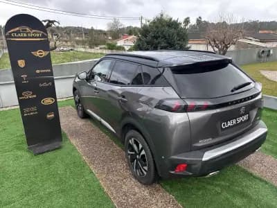 Vendo Peugeot 2008 2021 - 17900 EUR, 95000 km - AUTO.MOTO.pt