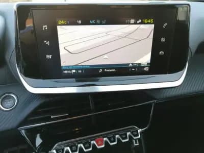 Vendo Peugeot e-2008 2021 - 27500 EUR, 28550 km - AUTO.MOTO.pt