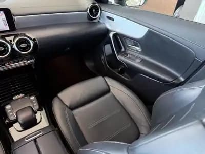 Sell Mercedes-Benz CLA 200 2020 - 30990 EUR, 120933 km - AUTO.MOTO.pt