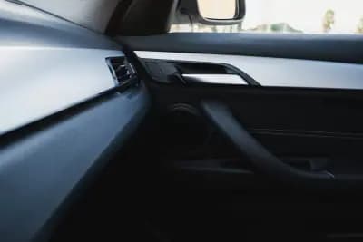 Vendo BMW X1 2022 - 24000 EUR, 107300 km - AUTO.MOTO.pt