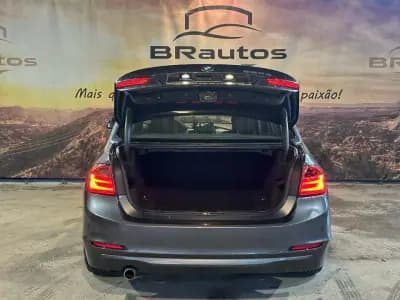 Vendo BMW 320 2014 - 13500 EUR, 292551 km - AUTO.MOTO.pt