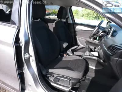 Vendo Fiat Tipo Station Wagon 2018 - 12750 EUR, 106000 km - AUTO.MOTO.pt