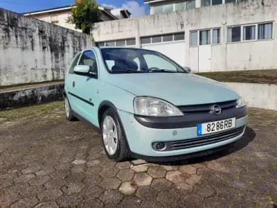 Sell Opel Corsa 2001 - 2500 EUR, 196937 km - AUTO.MOTO.pt