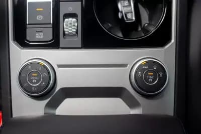 Vendo Volkswagen Touareg 2021 - 59900 EUR, 55000 km - AUTO.MOTO.pt