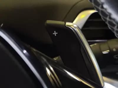 Vendo Peugeot 3008 2022 - 21990 EUR, 34669 km - AUTO.MOTO.pt