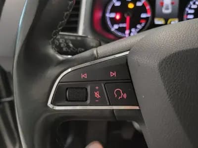 Sell SEAT Ateca 2018 - 18000 EUR, 100830 km - AUTO.MOTO.pt