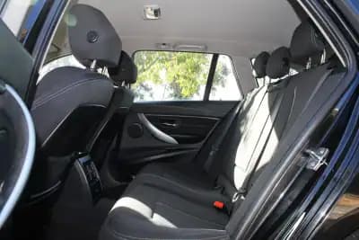 Vendo BMW 318 2013 - 14900 EUR, 154000 km - AUTO.MOTO.pt