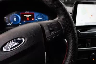 Vendo Ford Puma 2022 - 17499 EUR, 78000 km - AUTO.MOTO.pt