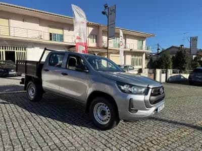 Sell Toyota Hilux 2020 - 33990 EUR, 183987 km - AUTO.MOTO.pt