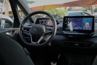 Vendo Volkswagen ID.3 2024 - 29990 EUR, 15120 km - AUTO.MOTO.pt