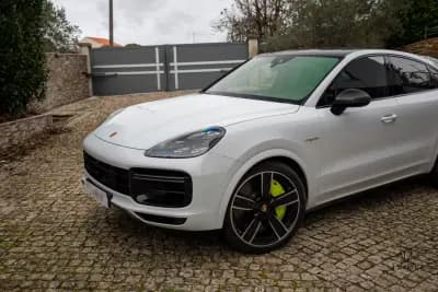 Vendo Porsche Cayenne Coupé 2022 - 108000 EUR, 92000 km - AUTO.MOTO.pt
