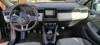 Sell Renault Clio 2023 - 16750 EUR, 60000 km - AUTO.MOTO.pt